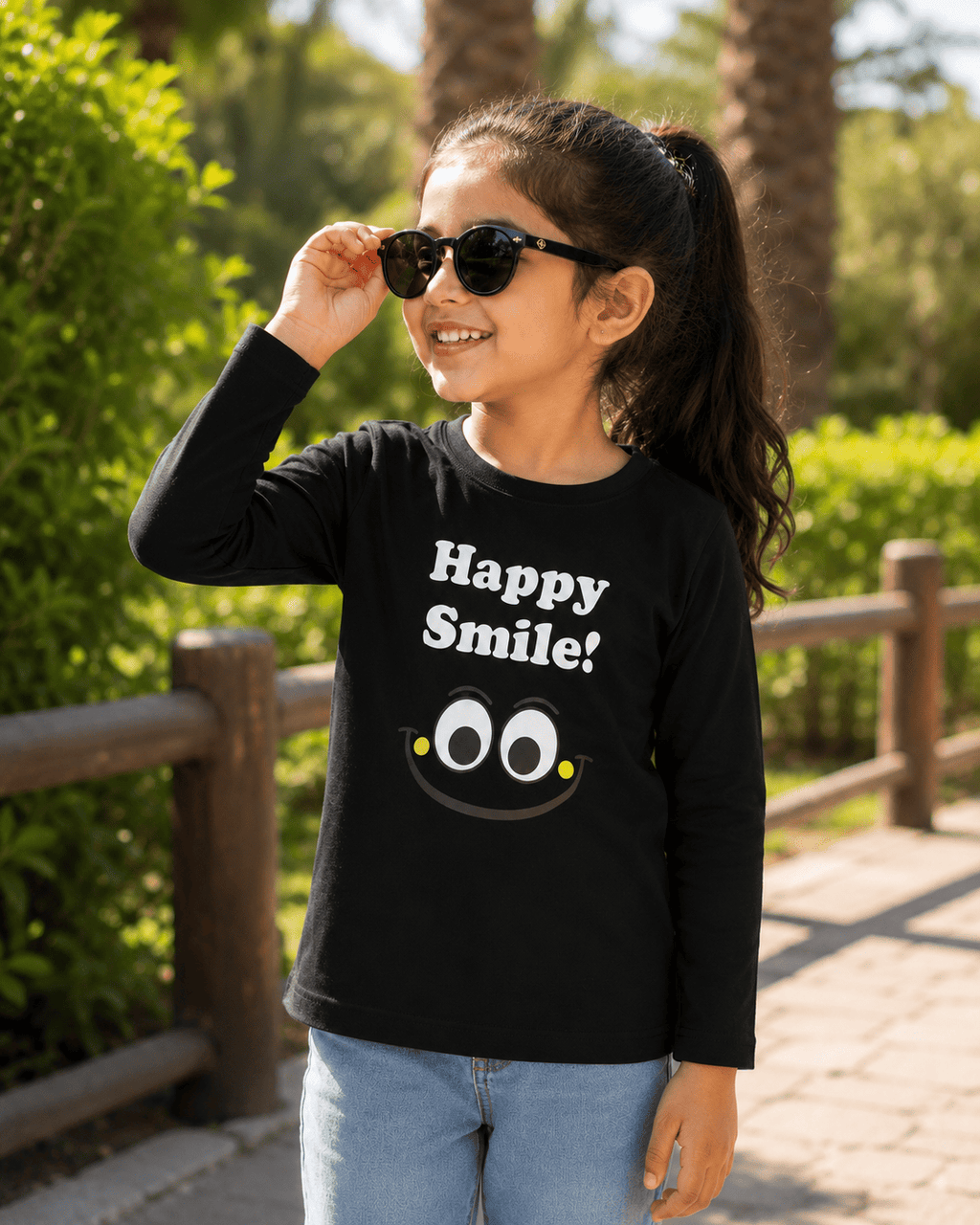 Reekaz Girls Black Happy Smile Long Sleeve Cotton T-Shirt